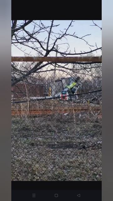 ПАЦАНЫ У НАС КРАН УПАЛ!!!