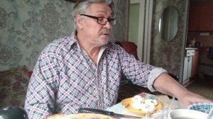 На ПЕНСИИ В ДЕРЕВНЕ. Завтрак. Новости