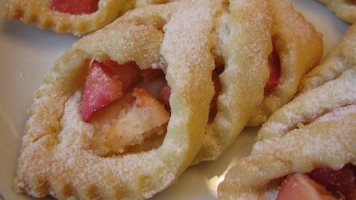 Мини плетенки с яблоками