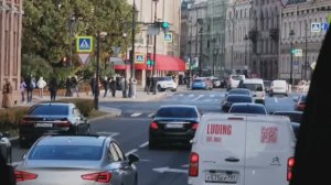 Санкт-Петербург. Невский проспект. По улицам на автобусе.