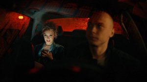 Беззащитная ДЕВУШКА оказывается САМОЙ ОПАСНОЙ пассажиркой ночного ТАКСИСТА!