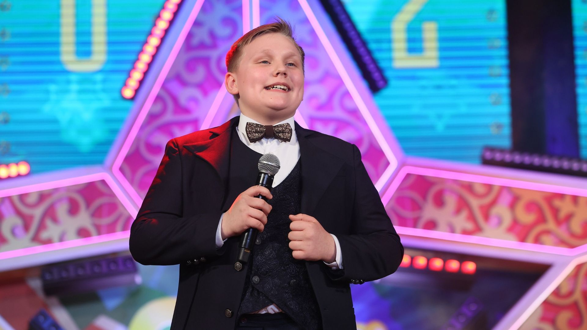 Пасха без конферансье - как кулич без глазури!