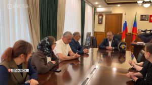 Спортивного журналиста Арипа Аримова поздравили в Буйнакске