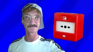 🤦♂️Дядьки которые нажимают НА кнопку ПОЖАРНОЙ ТРЕВОГИ в ПОДЪЕЗДЕ 🚨