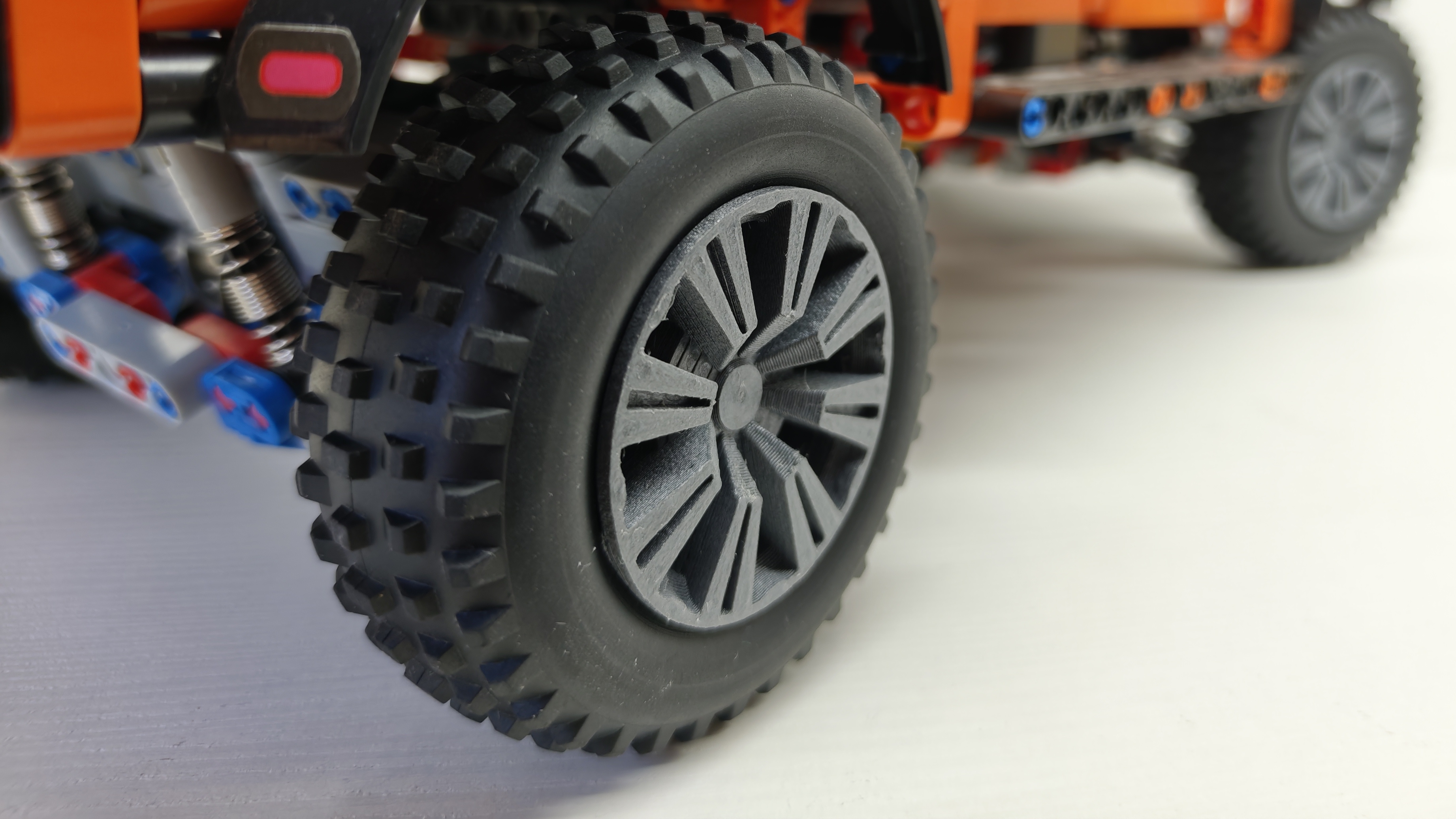 Кастомные диски для машинок Лего Техник