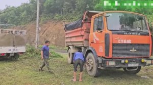 Ремонт грузовика МАЗ в лесах Вьетнама