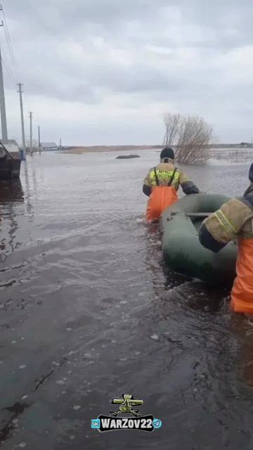 В Алтайском крае топит десятки домов в Баевском районе. Там объявлен режим ЧС.