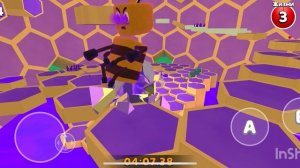 КРЫСА-БЕЛКА ИГРАЕТ В СУПЕР БЕАР, УЛЕЙ!