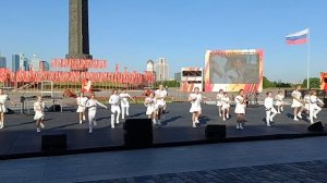 "Мы едины" - Детский хор п/у Владимира Яцкевича  / Заказать хор на мероприятие