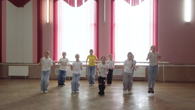 Чику рику в стиле хип-хоп.