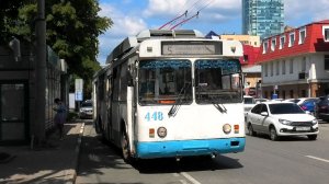 Троллейбус Екатеринбурга БТЗ-5276-04 борт. №448 маршрут 5 на остановке «Федерация Профсоюзов»
