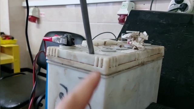 КУЛОН  825.  Восстановление  одной  банки. Разряд по ГОСТ. Аккумулятор  2018 года. Третий электрод