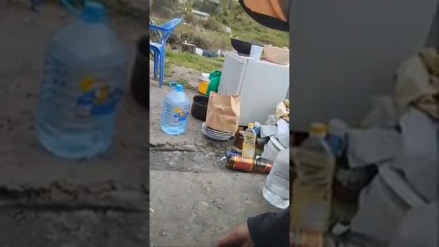 Как бездомные помогают друг другу выживать