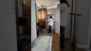 Я купил дочке дом, а уже к вечеру её муж привёл
туда всю свою родню.Но их веселье продлилось недолго