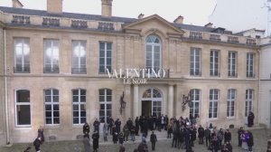 Показ коллекции Valentino «Le Noir» осень-зима 2024-2025