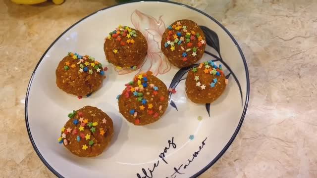 Конфетки с сюрпризом.