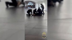 Курьера мошенников, похитивших более 45 миллионов рублей, задержали полицейские Камчатки