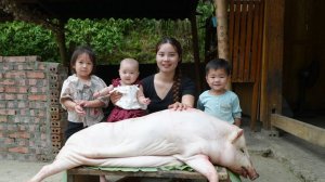 Как приготовить маринованную свинину для продажи на рынке — жарим мясо на гриле для детей.