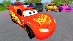 Молния Маквин и Тачки: Прыжок с обрыва! 🏎️💥 Крушение и Трюки в BeamNG.drive