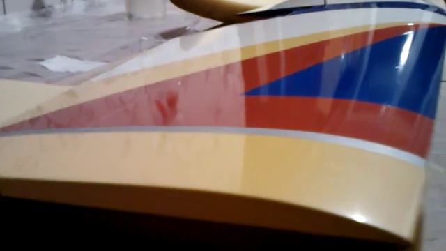 №89 - Поверхность стабилизатора сверху  после финишной полировки  пастой  Doctor Wax.