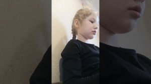 я распакоовую папки для школы!