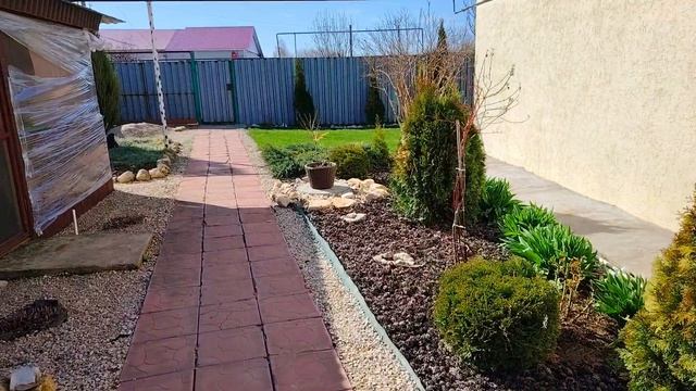 ЖИЗНЬ В СЕЛЕ:Я СЕГОДНЯ ЛЕНТЯЙКАВАДИМ С СЕРГЕЕМ СЕГОДНЯ ОГОРОД ПРИВОДЯТ В ПОРЯДОК