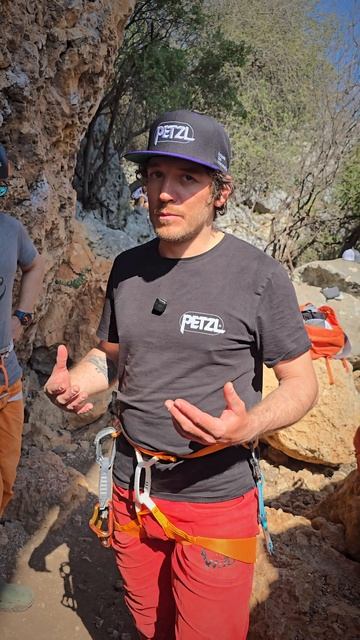 Обзор обновлённой обвязки Petzl HIRUNDOS от @morozmountains