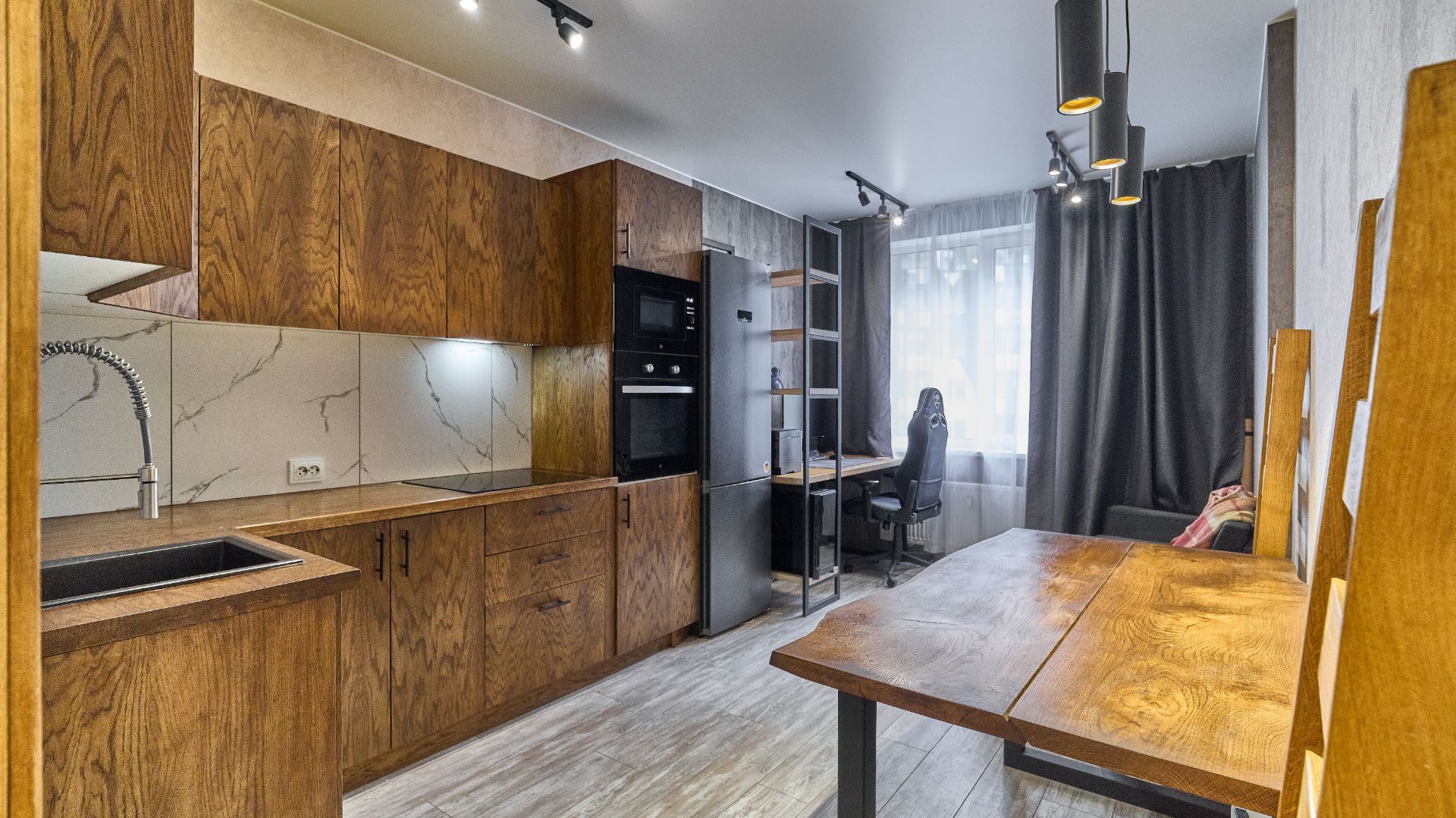 Кудрово, Пражская улица, 4