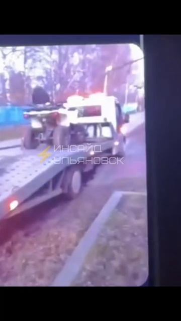 📩📤📥📨✉️Сегодня, примерно в 20:00 в Ленинском районе  улице Чайковского произошло ДТП. 12-ти летни