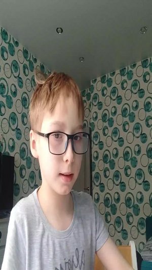 делаю уроки (математику)