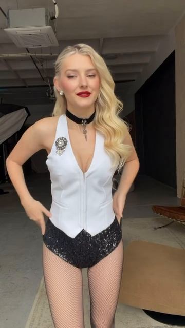 Ева Элфи - I LIKE IT