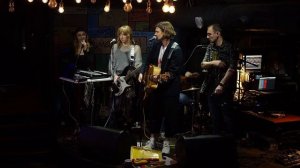 В наших квартирах нет рокнролла