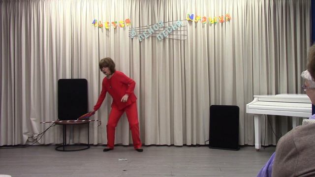 Из командировки мужа я встречала (басня)- Надежда Жарова