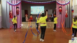 В Златоусте прошел фестиваль творчества детей с ограниченными возможностями «Весенняя акварель»