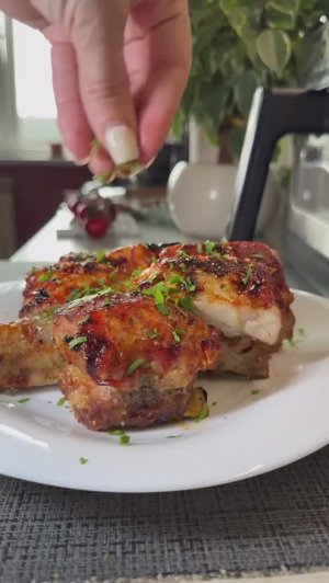 Рёбра с соусом в духовке.