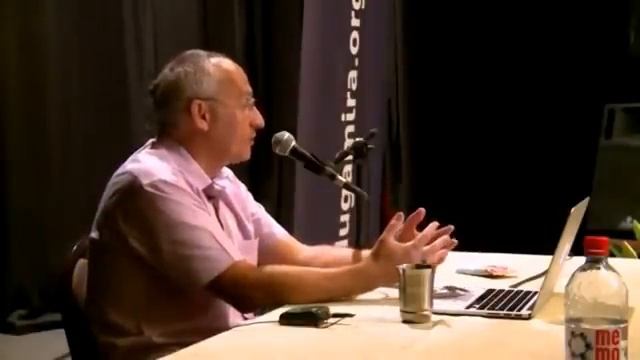 Чем живет мужчина а чем женщина