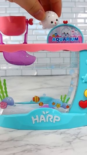 Видео с распаковкой и обзором миниатюрных игрушек для рыбалки в аквариуме