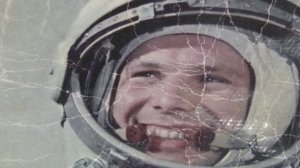 От подписи до фото: cаратовцы хранят память о Гагарине