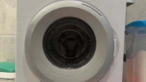 Обзор стиралки Bosch кстати вы видео увидите сколько она стоит