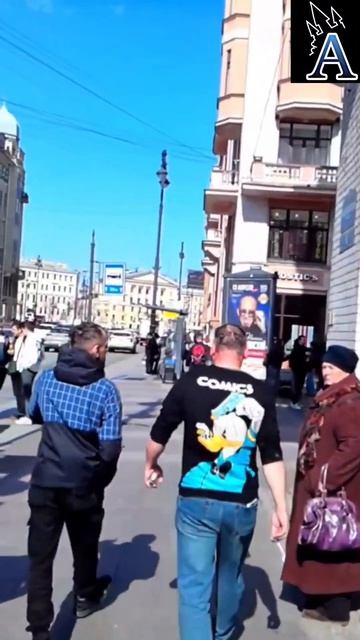 Васенька полегче 
t.mearmanshowofficial