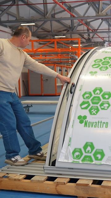 Снег идёт, а павильон NordPool стоит!