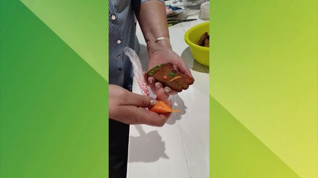 Мастер-класс по росписи имбирных пряников