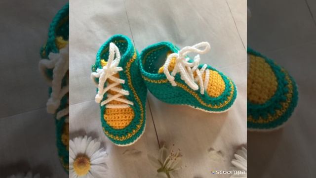 Вязаный комплект для новорожденных