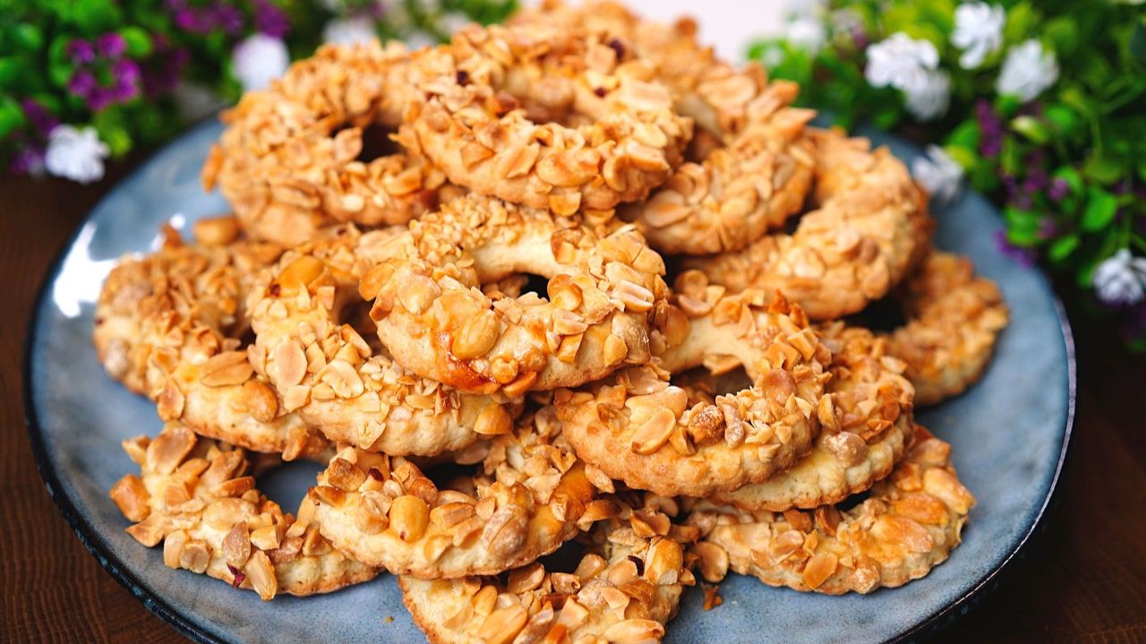 Печенье кольца с арахисом за 10 минут! Просто и очень вкусно!