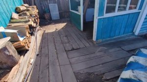 Случился ужас, привезли навоз.