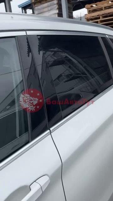 Прибыла партия из Китая: Volkswagen Tharu и два BMW X1 