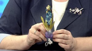 Завершаем сборку философской броши-гиацинта