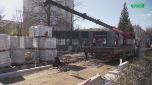 В Уфе продолжают обновлять тротуар на проспекте Октября