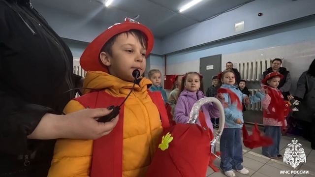 Праздник для детей - эмоции для МЧС России мчс дети экскурсия видео эмоции смех топ втоп