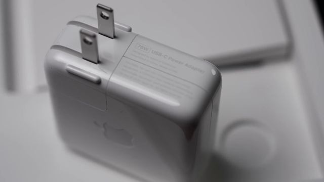 Обзор MacBook Pro на M4: мощнее, чем M1 Pro! смотреть онлайн